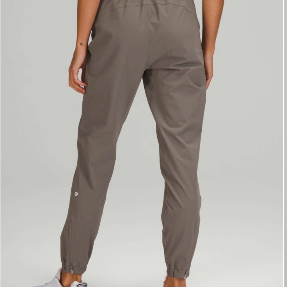Lululemon adapted state joggers